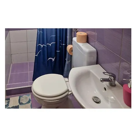 Apartment 1 Bedroom Beautiful In Vir